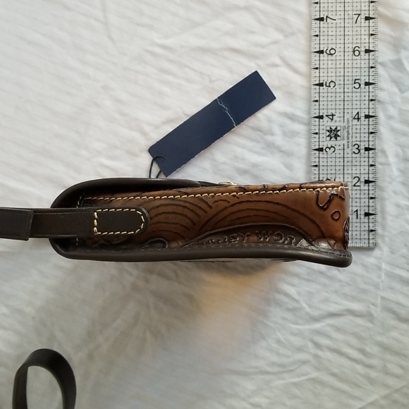 Disney Dooney and Bourke Adjustable Bag - Picture 8 of 13